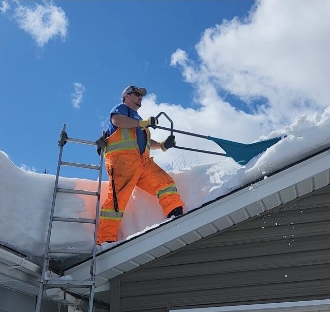 Roof Snow Removal